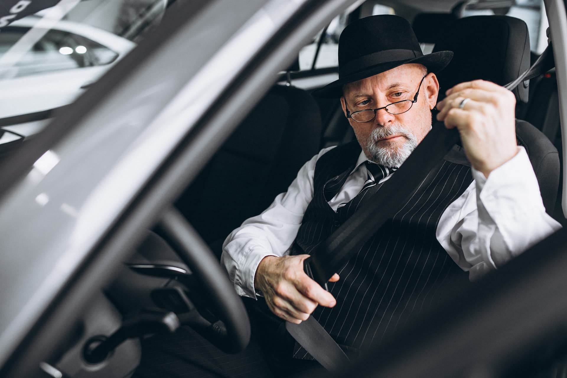 Senior Age: Traffic Rules for Older Drivers Senior Age: Traffic Rules for Older Drivers