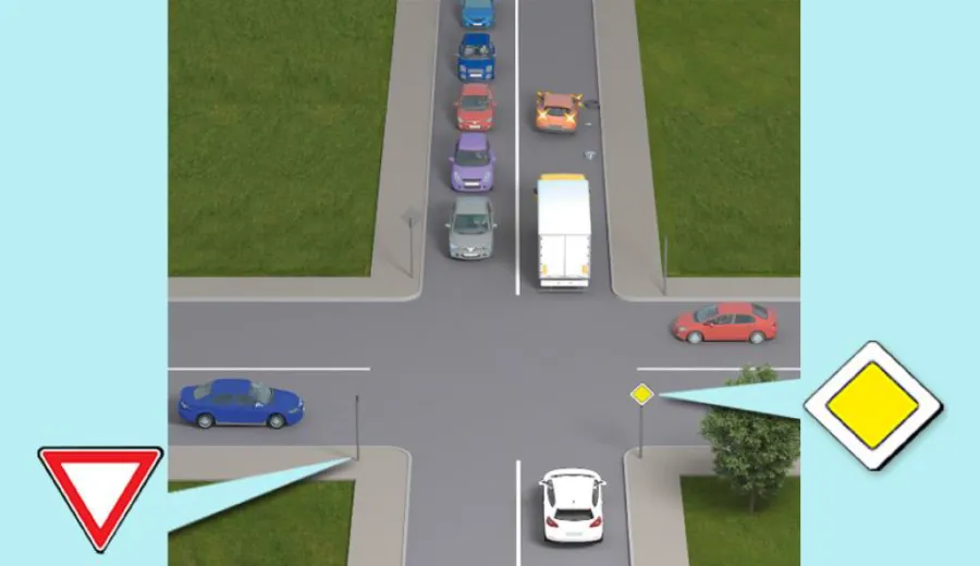 Чи може водій білого автомобіля виїхати на перехрестя в даній ситуації?