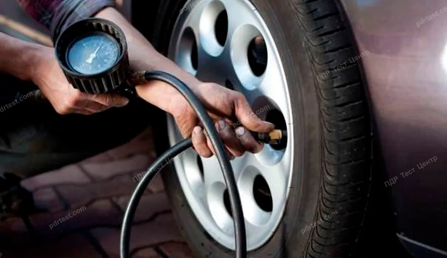 Недостатній тиск в шинах збільшує гальмівний шлях автомобіля: